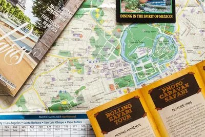 Scenic travel routes through China